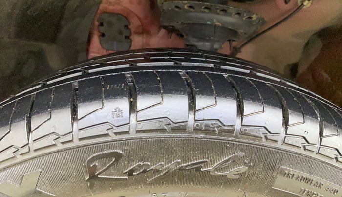 2019 Hyundai Elite i20 ASTA 1.2 (O), CNG, Manual, 89,154 km, Left Front Tyre Tread