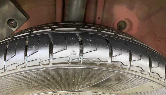 2019 Hyundai Elite i20 ASTA 1.2 (O), CNG, Manual, 89,154 km, Right Rear Tyre Tread