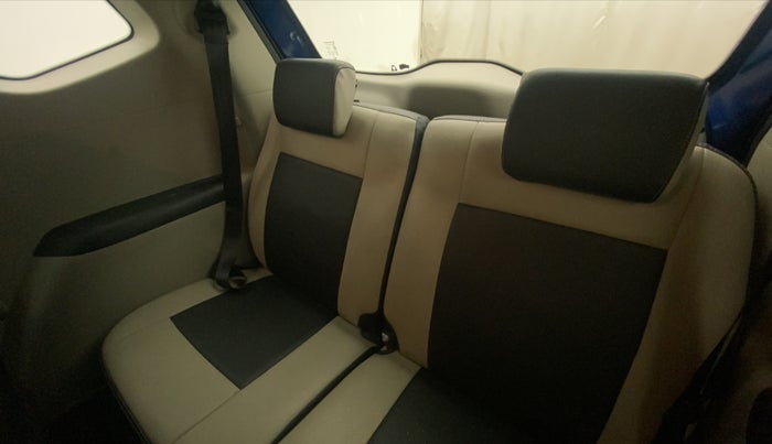 2019 Renault TRIBER RXT, Petrol, Manual, 30,435 km, Third Seat Row ( optional )