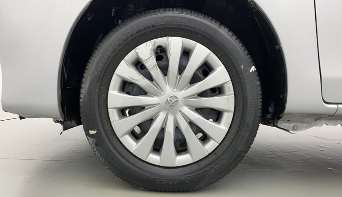 2015 Toyota Etios Liva V, Petrol, Manual, 56,536 km, Left Front Wheel