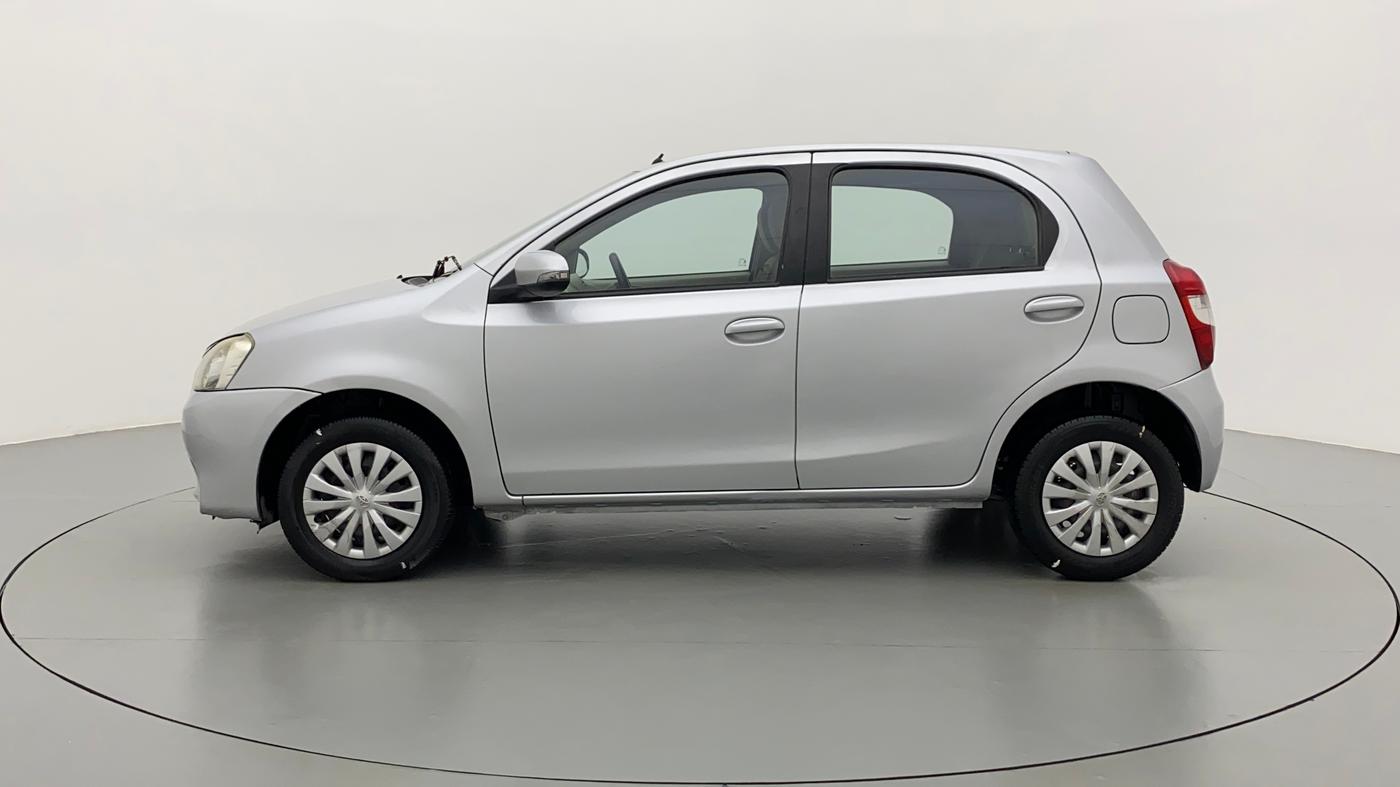 2015 Toyota Etios Liva V, Petrol, Manual, 56,536 km, Left Side