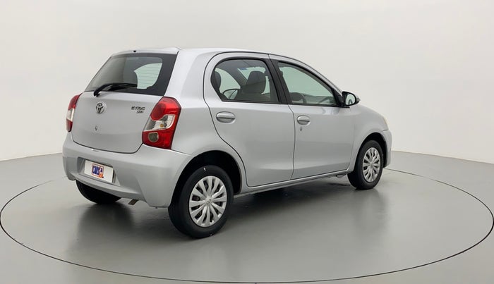 2015 Toyota Etios Liva V, Petrol, Manual, 56,536 km, Right Back Diagonal