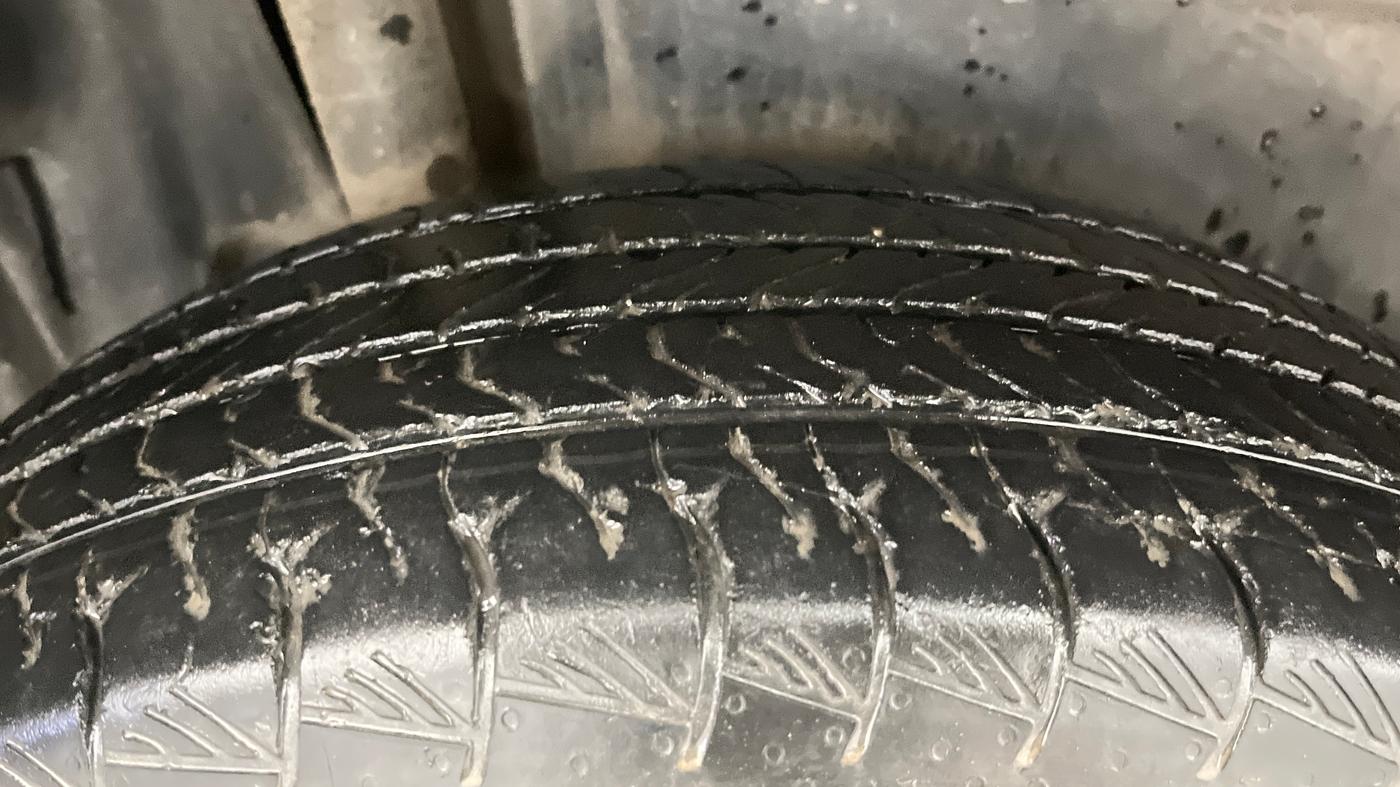 2023 Maruti Grand Vitara ALPHA PLUS HYBRID ECVT, Hybrid, Automatic, 73,844 km, Right Rear Tyre Tread