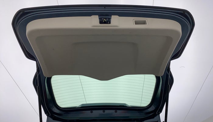 2019 Mahindra MARAZZO M8 7 STR, Diesel, Manual, 49,964 km, Boot Door Open