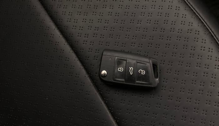 2022 Skoda SLAVIA AMBITION 1.0L TSI AT, Petrol, Automatic, 24,879 km, Key Close Up