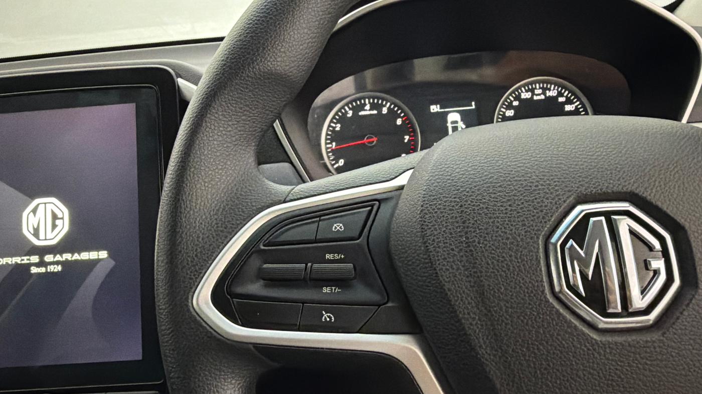 2024 MG HECTOR Shine Pro 2.0 Turbo Diesel MT, Diesel, Manual, 9,944 km, Adaptive Cruise Control
