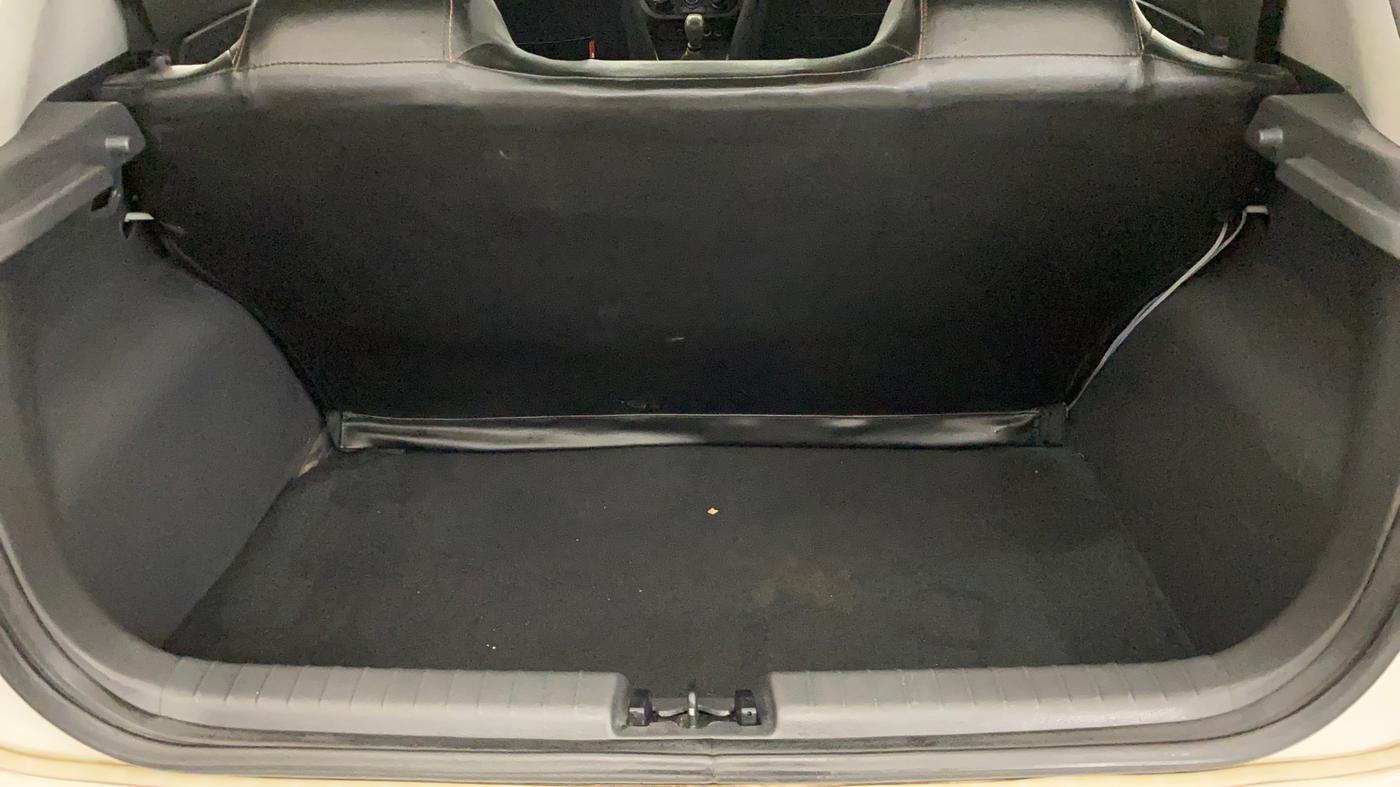 2021 Hyundai Grand i10 SPORTZ 1.2 KAPPA VTVT, Petrol, Manual, 29,801 km, Boot Inside