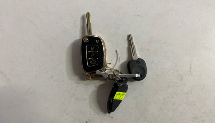 2021 Hyundai Grand i10 SPORTZ 1.2 KAPPA VTVT, Petrol, Manual, 29,791 km, Key Close Up