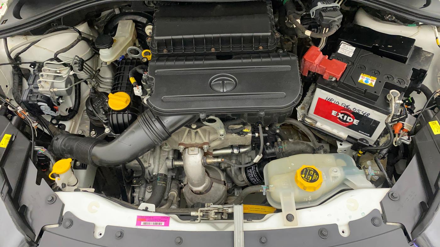 2022 Tata Tiago XZ PLUS CNG, CNG, Manual, 31,355 km, Open Bonet