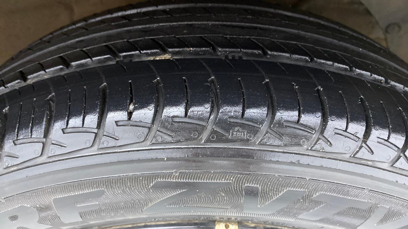 2018 Maruti Baleno DELTA 1.2 K12, Petrol, Manual, 27,047 km, Right Front Tyre Tread