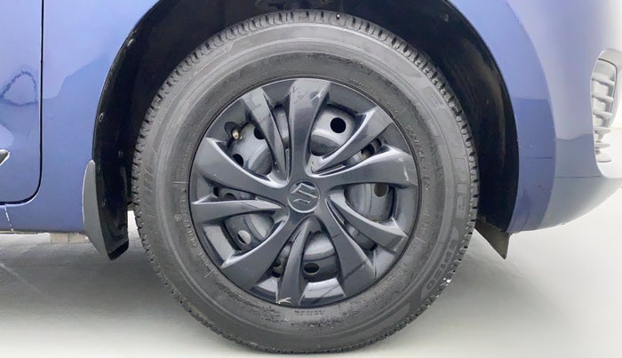 2019 Maruti Swift VXI D, Petrol, Manual, 17,040 km, Right Front Wheel