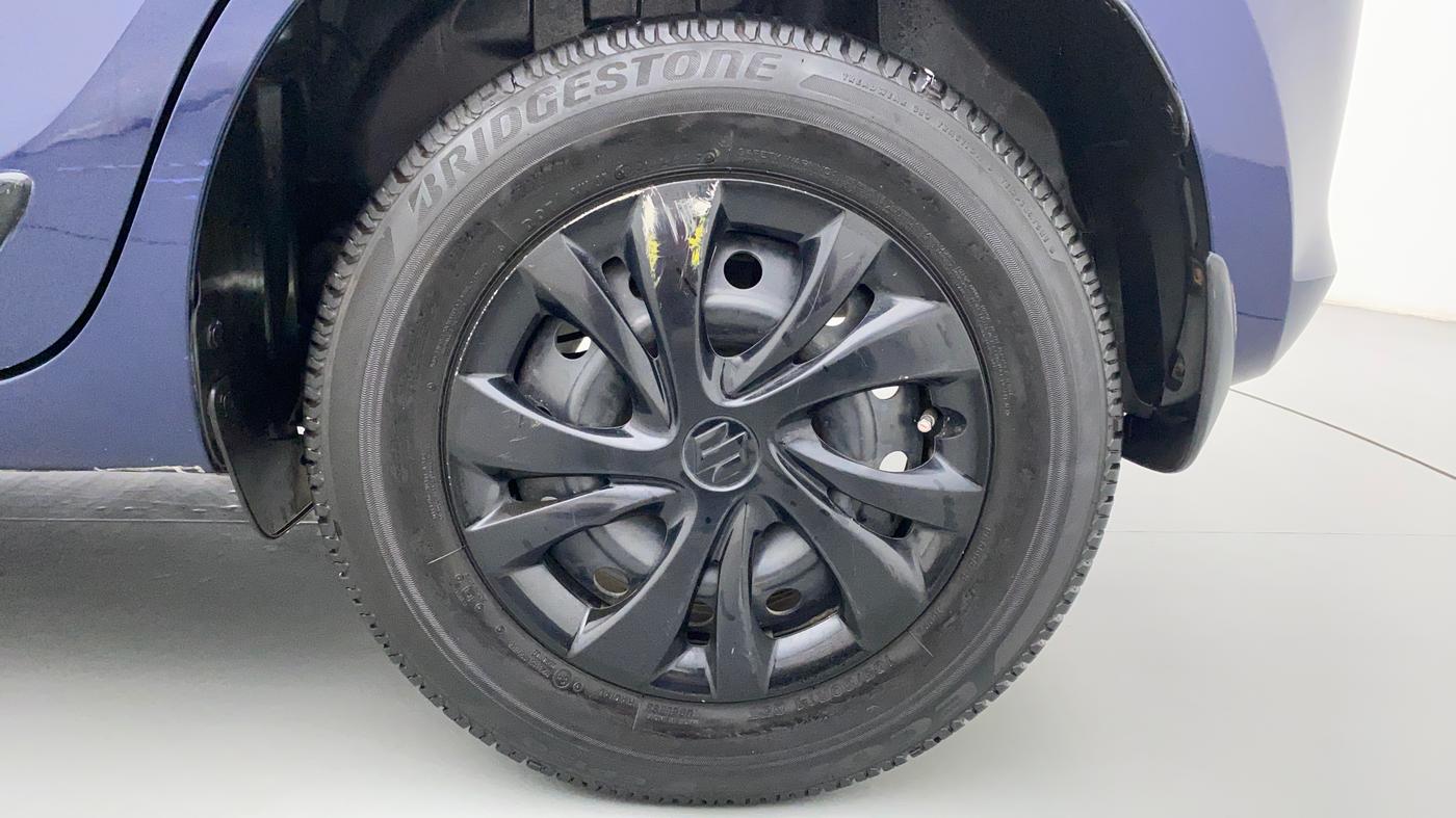 2019 Maruti Swift VXI D, Petrol, Manual, 17,040 km, Left Rear Wheel