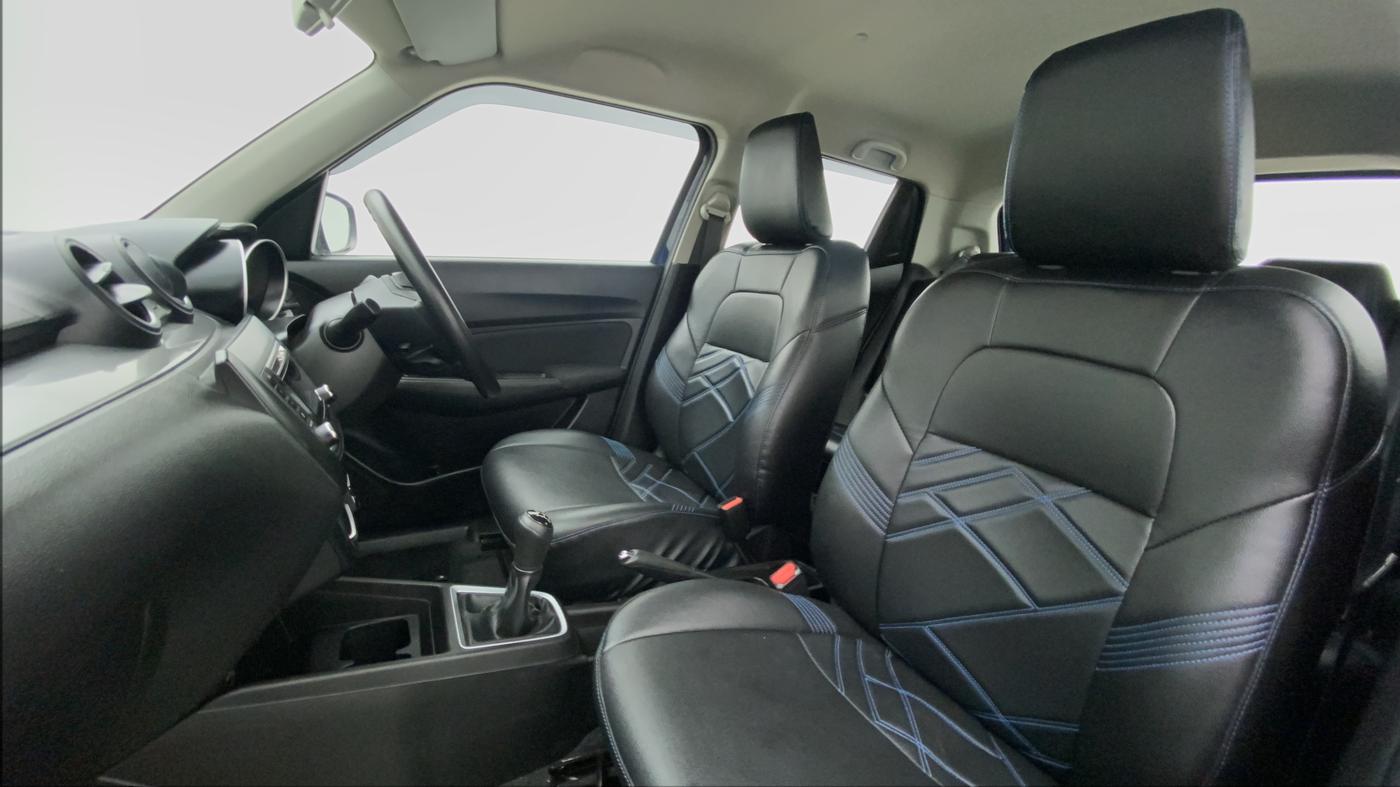 2019 Maruti Swift VXI D, Petrol, Manual, 17,040 km, Right Side Front Door Cabin