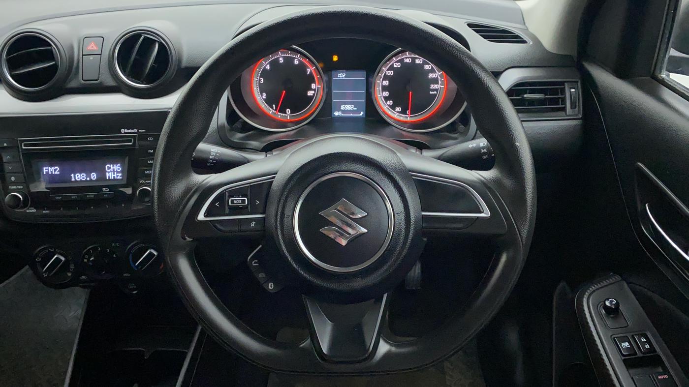 2019 Maruti Swift VXI D, Petrol, Manual, 17,040 km, Steering Wheel Close Up