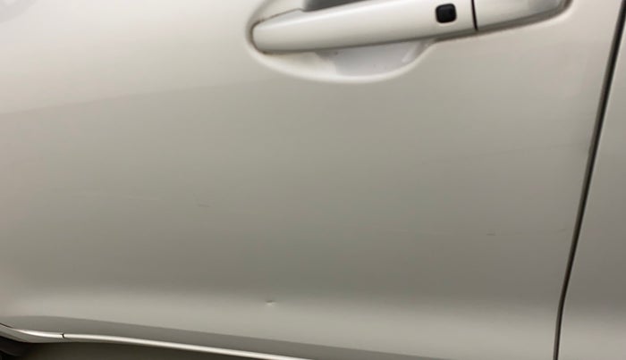 2018 Maruti Swift ZXI AMT, Petrol, Automatic, 60,366 km, Front passenger door - Minor scratches