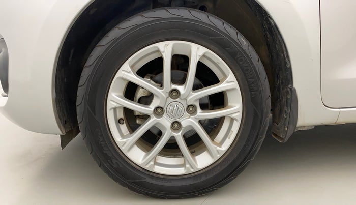 2018 Maruti Swift ZXI AMT, Petrol, Automatic, 60,366 km, Left Front Wheel