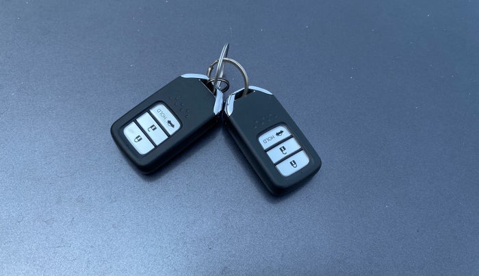 2019 Honda Amaze 1.2L I-VTEC V CVT, Petrol, Automatic, 33,764 km, Key Close Up