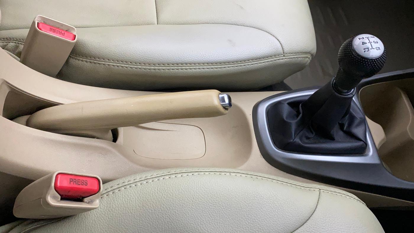 2012 Honda City 1.5L I-VTEC S MT, Petrol, Manual, 98,099 km, Gear Lever