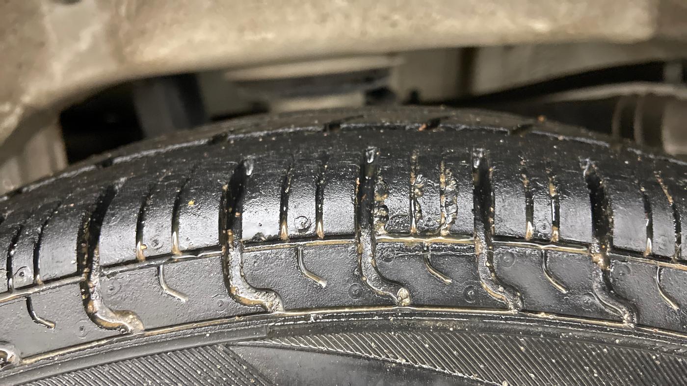 2016 Maruti Alto 800 VXI O, Petrol, Manual, 22,974 km, Left Rear Tyre Tread