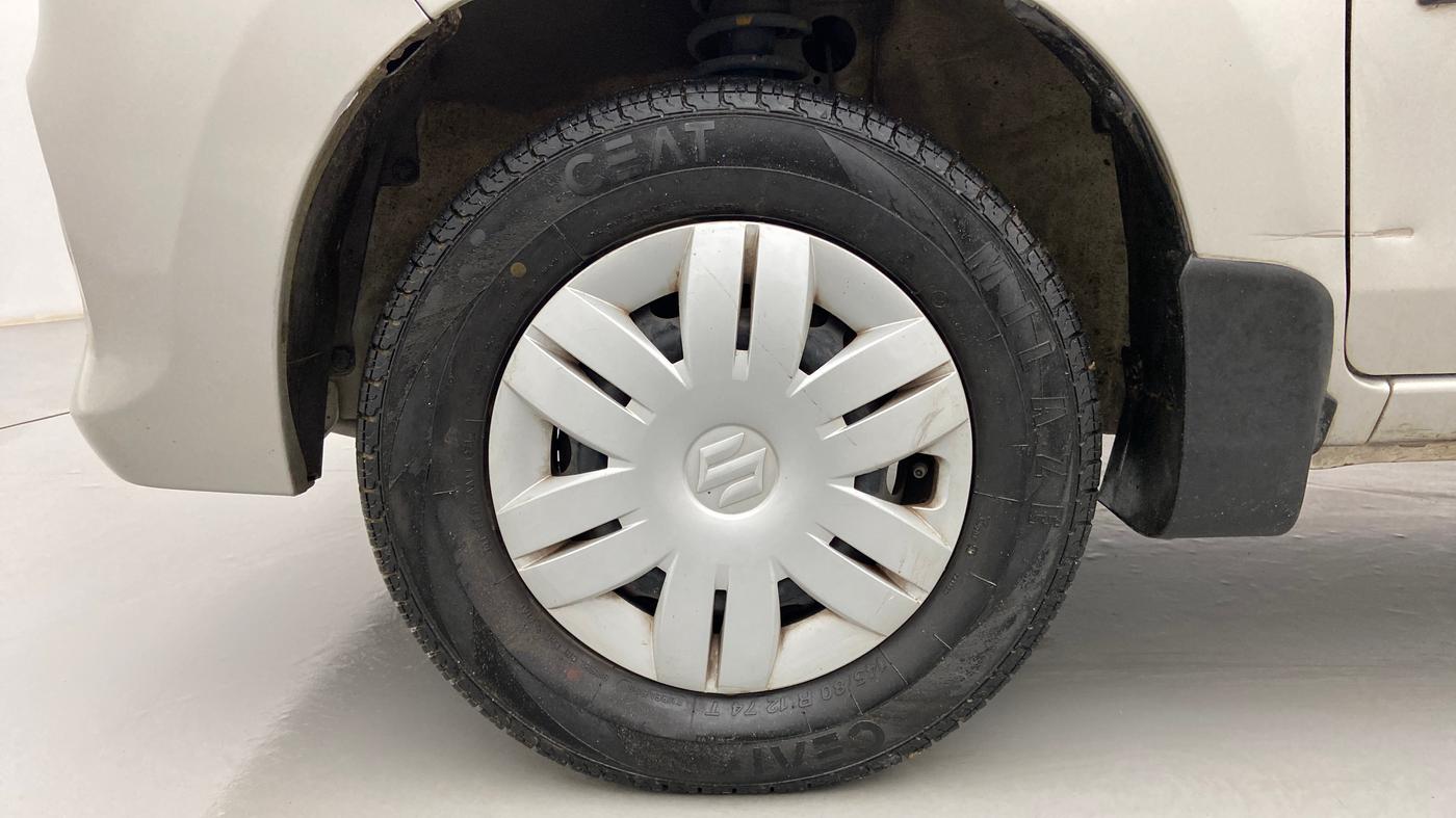 2016 Maruti Alto 800 VXI O, Petrol, Manual, 22,974 km, Left Front Wheel