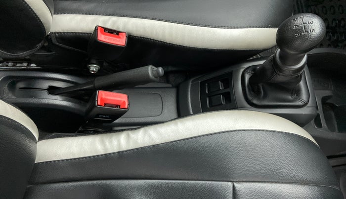 2016 Maruti Alto 800 VXI O, Petrol, Manual, 22,974 km, Gear Lever