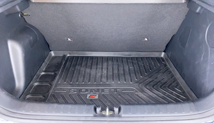 2020 KIA SONET GTX PLUS DCT 1.0, Petrol, Automatic, 28,171 km, Boot Inside