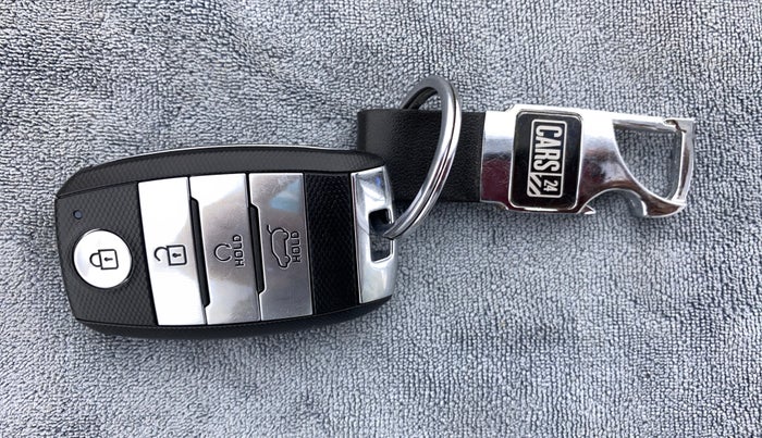 2020 KIA SONET GTX PLUS DCT 1.0, Petrol, Automatic, 28,171 km, Key Close Up