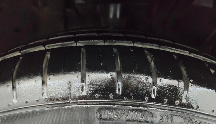 2022 Tata ALTROZ XT PETROL DARK EDITION, Petrol, Manual, 42,659 km, Right Front Tyre Tread