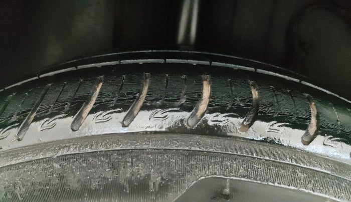 2022 Tata ALTROZ XT PETROL DARK EDITION, Petrol, Manual, 42,659 km, Right Rear Tyre Tread