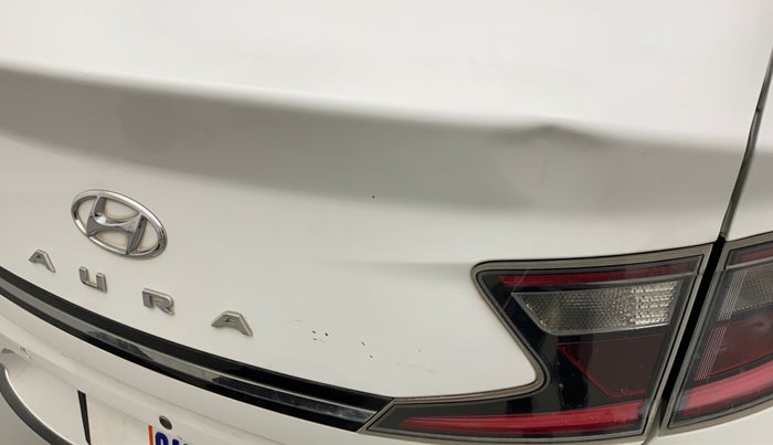 2021 Hyundai AURA S 1.2 CNG, CNG, Manual, 43,011 km, Dicky (Boot door) - Slightly dented