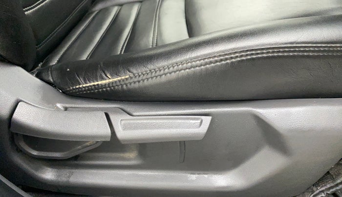 2021 Hyundai AURA S 1.2 CNG, CNG, Manual, 43,011 km, Driver Side Adjustment Panel