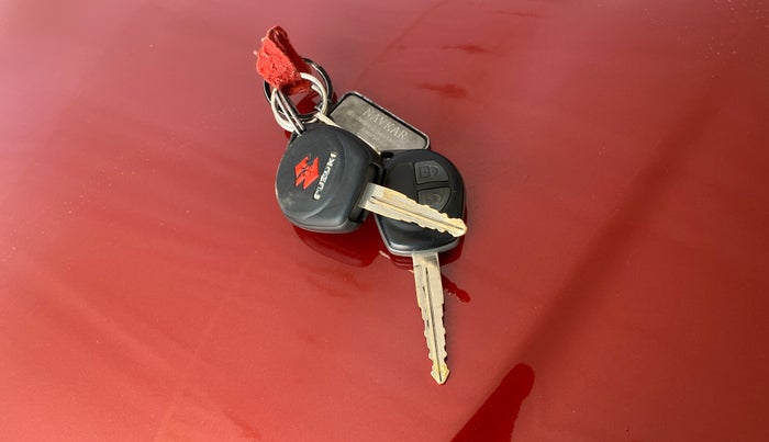 2017 Maruti Wagon R 1.0 VXI AMT, CNG, Automatic, 83,396 km, Key Close Up