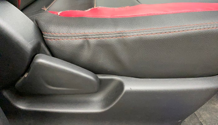 2018 Datsun Redi Go S, Petrol, Manual, 30,685 km, Driver Side Adjustment Panel