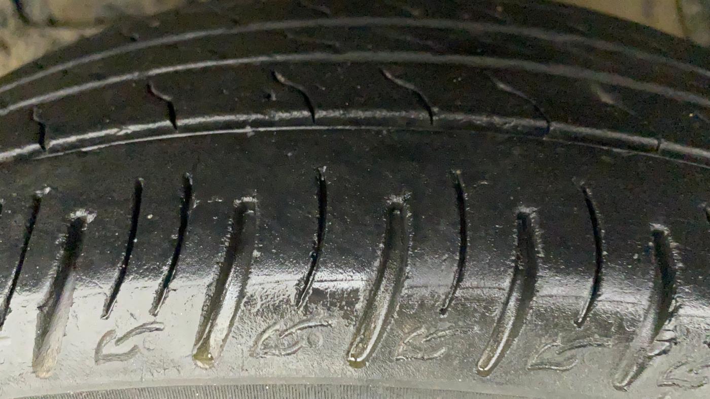 2021 Maruti Vitara Brezza LXI, Petrol, Manual, 57,999 km, Left Front Tyre Tread