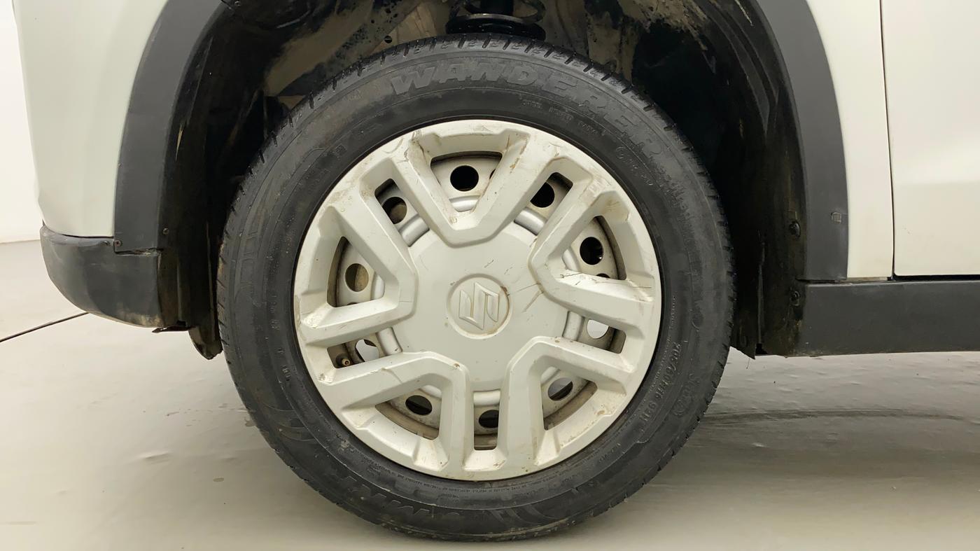2021 Maruti Vitara Brezza LXI, Petrol, Manual, 57,999 km, Left Front Wheel