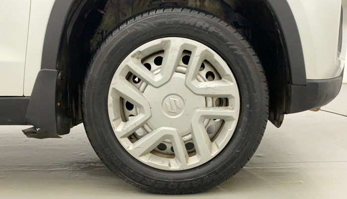 2021 Maruti Vitara Brezza LXI, Petrol, Manual, 57,999 km, Right Front Wheel