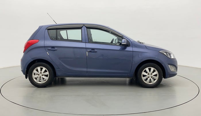 2014 Hyundai i20 SPORTZ 1.2 VTVT, Petrol, Manual, 96,640 km, Right Side View