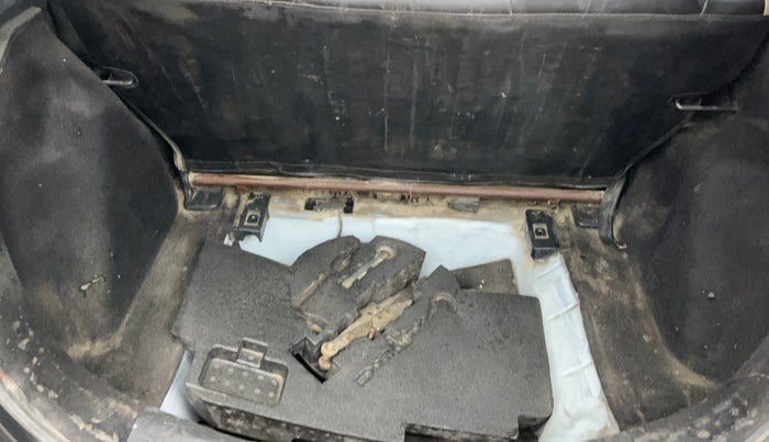 2018 Honda WR-V 1.5L I-DTEC VX MT, Diesel, Manual, 73,698 km, Boot Inside