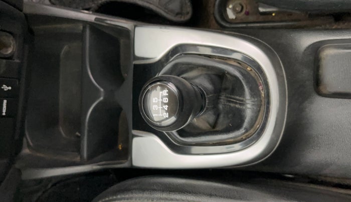 2018 Honda WR-V 1.5L I-DTEC VX MT, Diesel, Manual, 73,698 km, Gear Lever