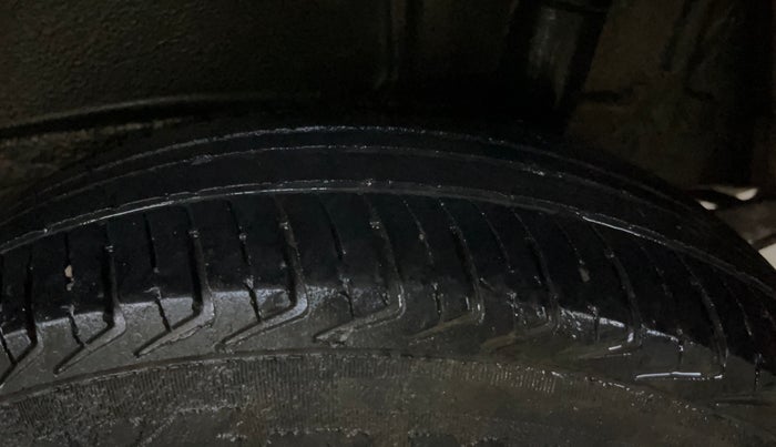 2021 Maruti New Wagon-R LXI CNG (O) 1.0, CNG, Manual, 72,670 km, Right Rear Tyre Tread
