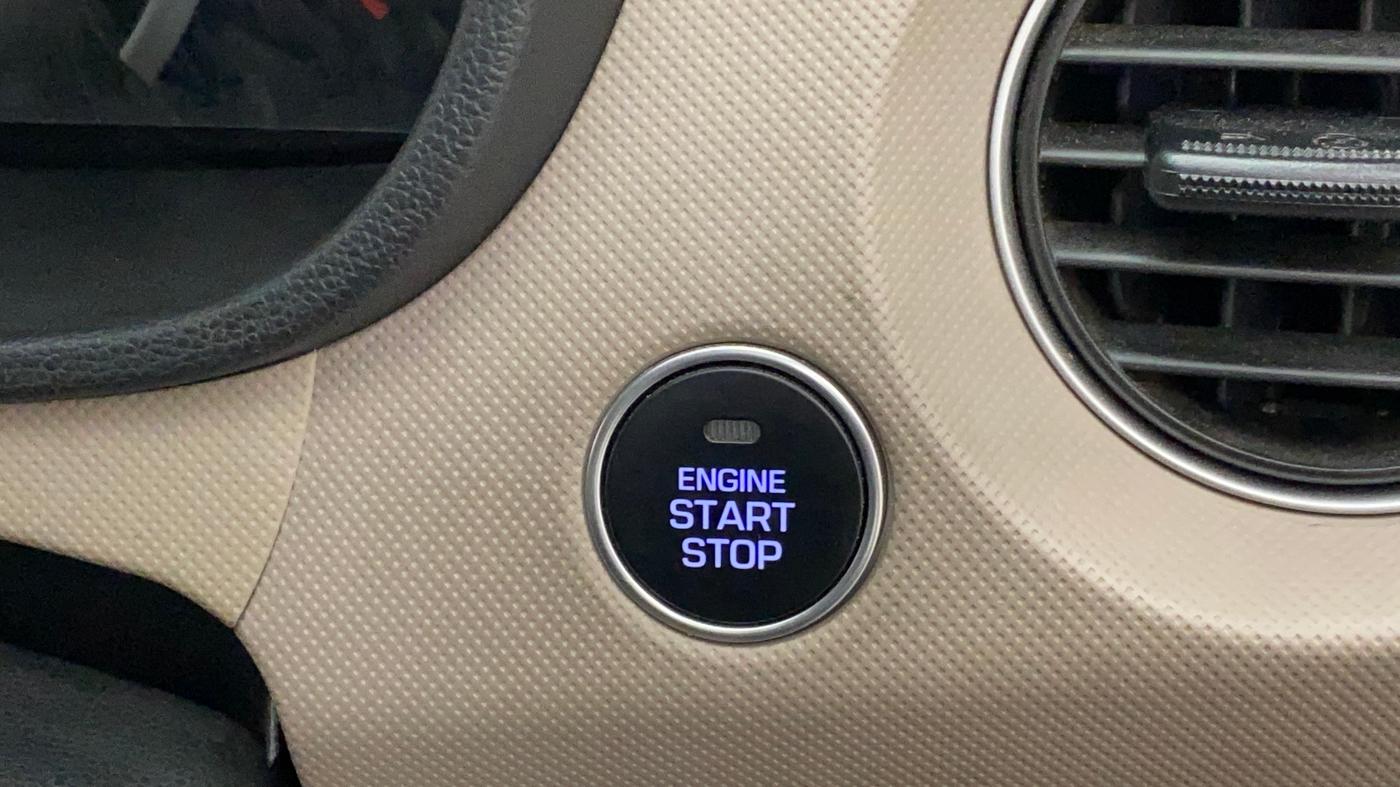 2015 Hyundai Grand i10 ASTA AT 1.2 KAPPA VTVT, Petrol, Automatic, 13,633 km, Keyless Start/ Stop Button