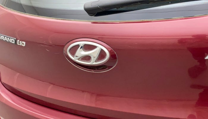 2015 Hyundai Grand i10 ASTA AT 1.2 KAPPA VTVT, Petrol, Automatic, 13,633 km, Dicky (Boot door) - Minor scratches