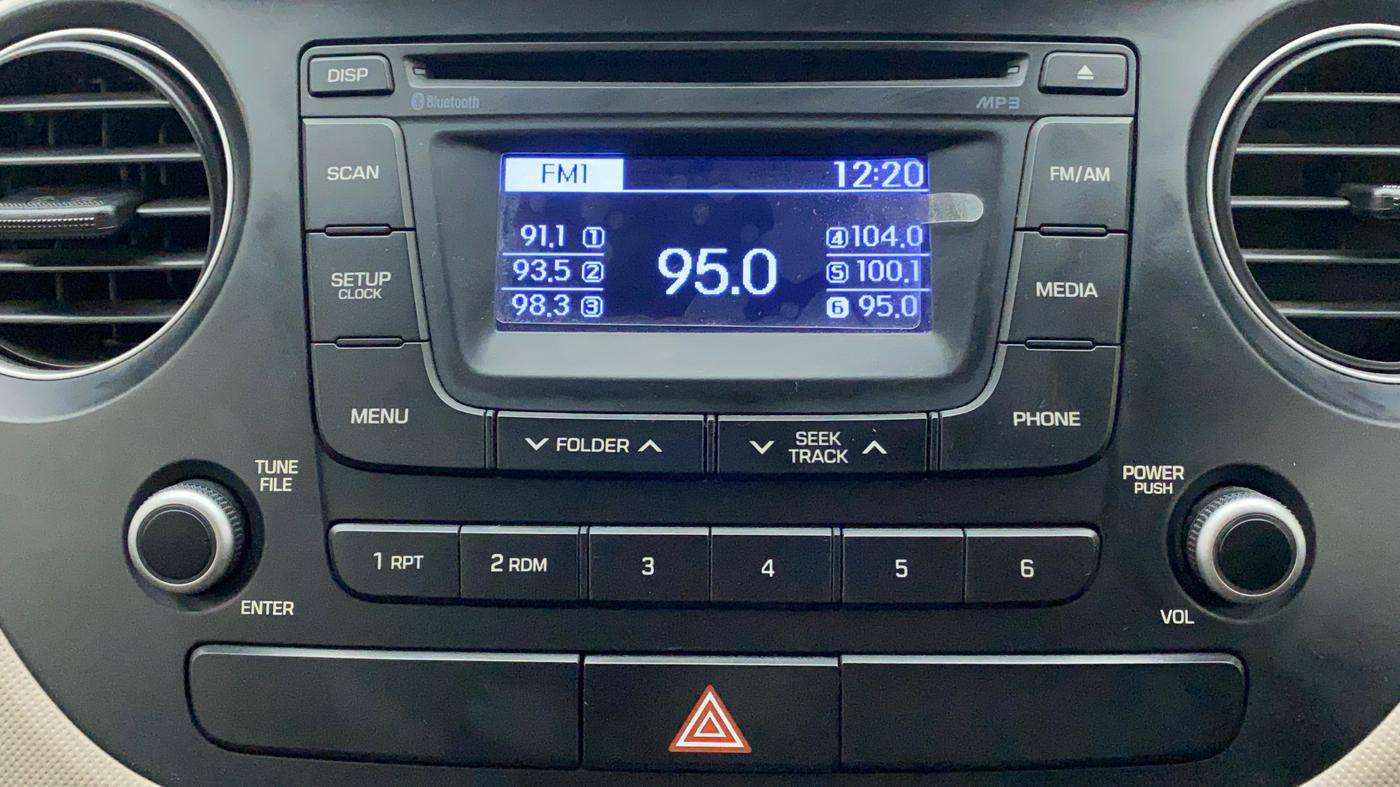 2015 Hyundai Grand i10 ASTA AT 1.2 KAPPA VTVT, Petrol, Automatic, 13,633 km, Infotainment System