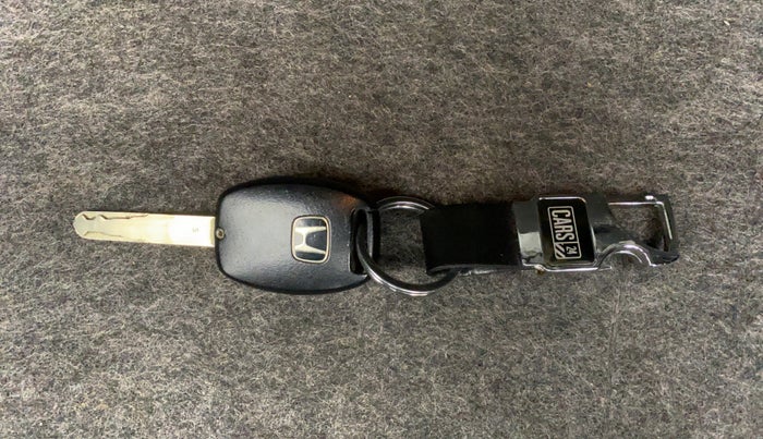 2013 Honda Amaze 1.2 SMT I VTEC, Petrol, Manual, 38,699 km, Key Close-up