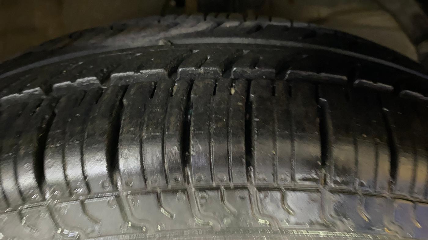 2022 Maruti Dzire VXI, Petrol, Manual, 29,111 km, Right Front Tyre Tread