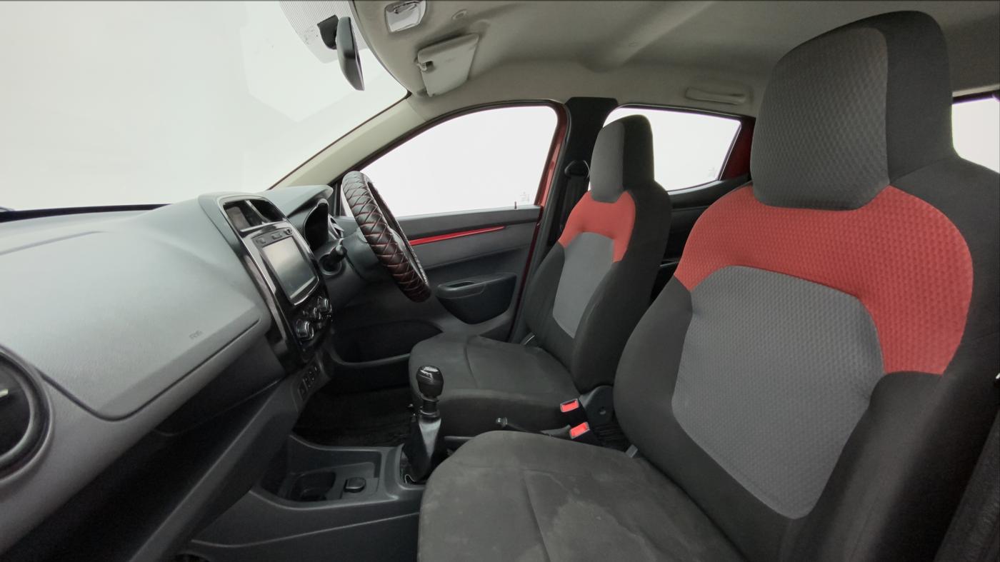 2016 Renault Kwid 1.0 RXT, Petrol, Manual, 43,335 km, Right Side Front Door Cabin
