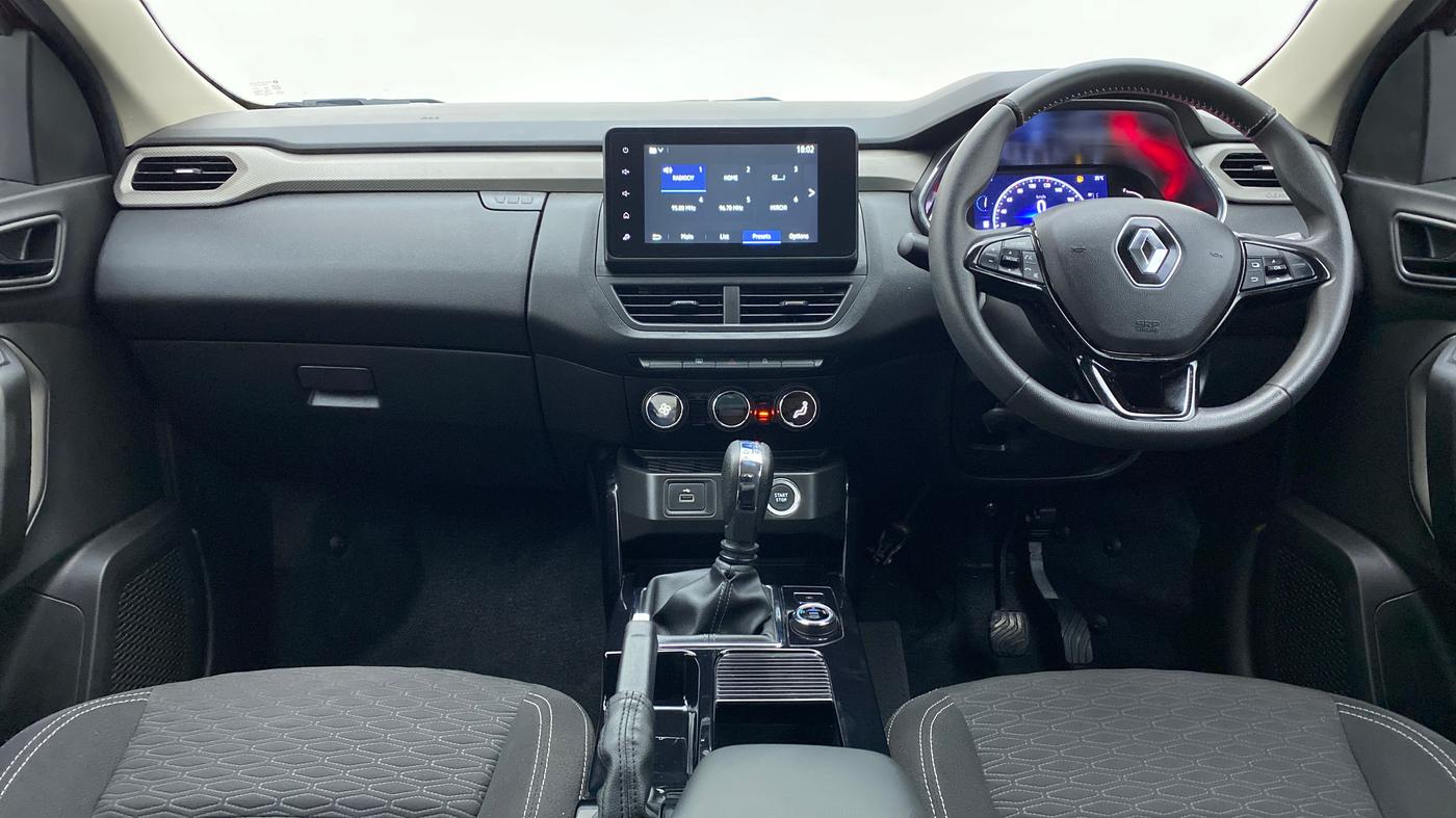 2021 Renault Kiger RXZ AMT 1.0 DUAL TONE, Petrol, Automatic, 5,059 km, Dashboard