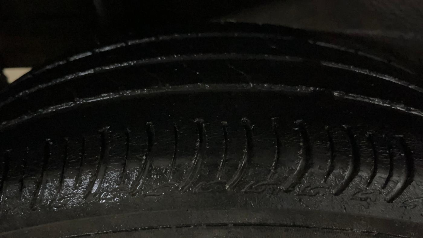 2020 Maruti S PRESSO VXI, Petrol, Manual, 76,905 km, Right Rear Tyre Tread
