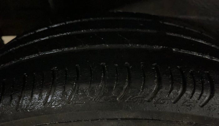 2020 Maruti S PRESSO VXI, Petrol, Manual, 76,905 km, Right Rear Tyre Tread