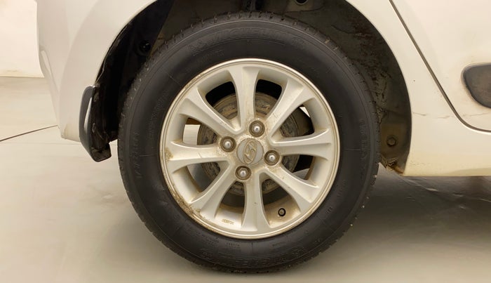 2015 Hyundai Grand i10 ASTA AT 1.2 KAPPA VTVT, Petrol, Automatic, 49,190 km, Right Rear Wheel